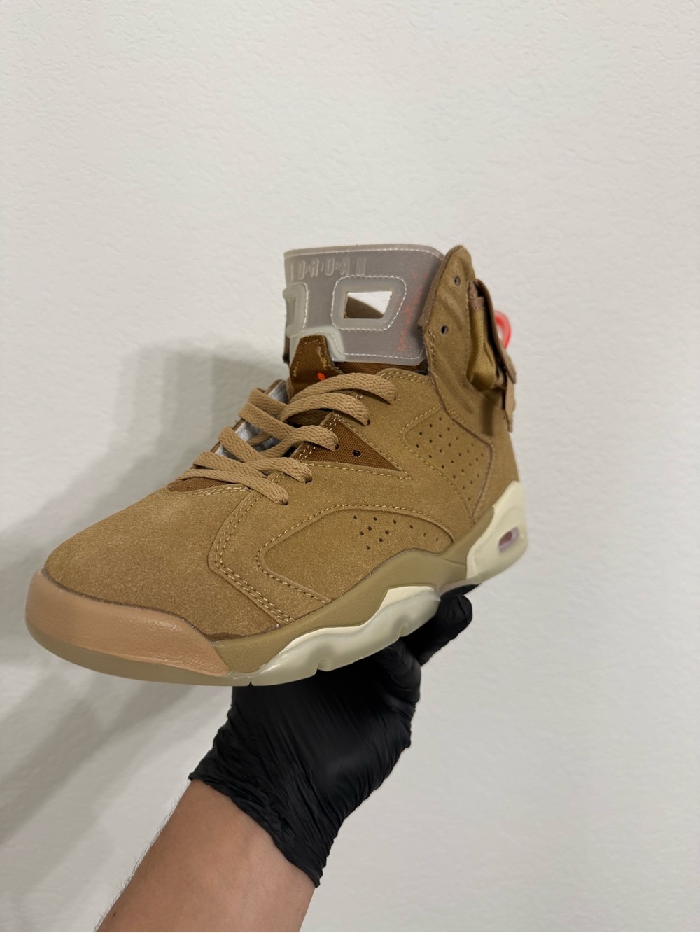 Jordan 6 Retro "Travis Scott" Khaki - Picture 5 of 8